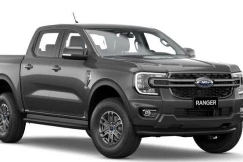 Ford Ranger XLS 4×4 AT 2025: Dòng xe bán tải bán chạy nhất Việt Nam, giá từ 800 triệu đồng