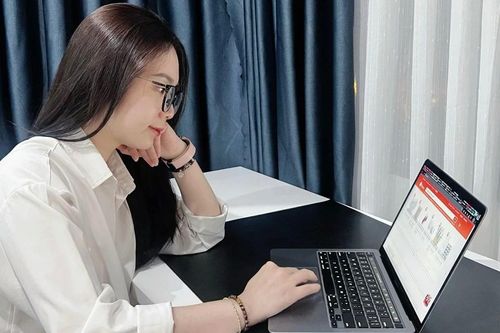 Săn sale dịp Tết