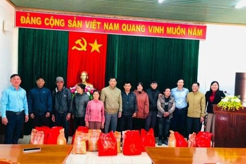 Gia Lai: Trao 5.502 suất quà Tết cho hội viên nông dân nghèo