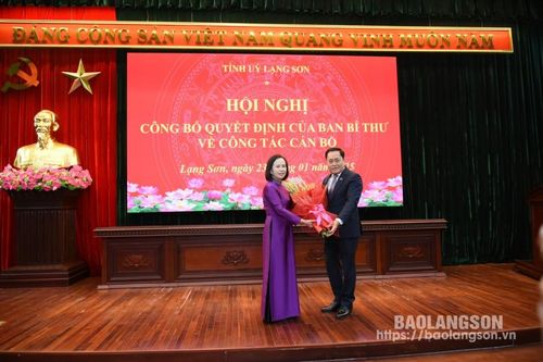 Công bố quyết định của Ban Bí thư về công tác cán bộ