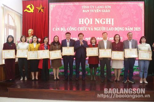 Ban Tuyên giáo Tỉnh ủy tổ chức hội nghị cán bộ, công chức, người lao động năm 2025