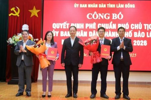 Công bố quyết định phê chuẩn chức vụ 2 Phó Chủ tịch UBND TP Bảo Lộc