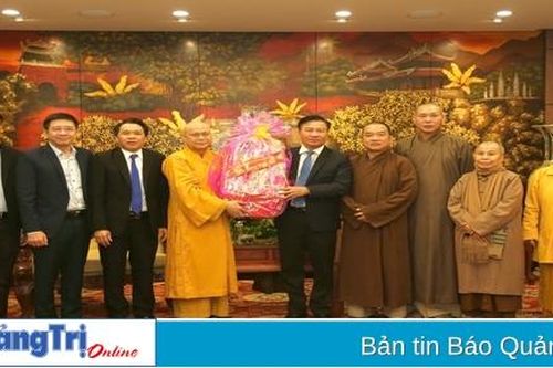 Ban Trị sự Giáo hội Phật giáo Việt Nam tỉnh đến thăm và chúc Tết Thường trực Tỉnh ủy