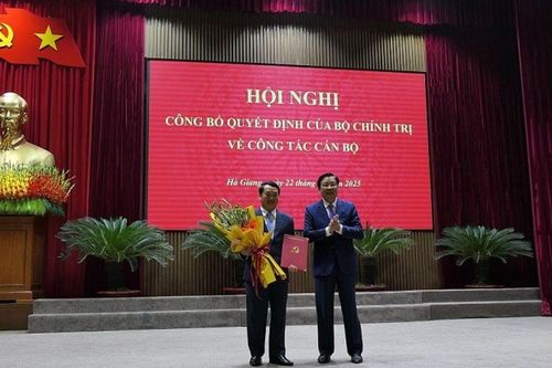 Ông Hầu A Lềnh được điều động, chỉ định giữ chức Bí thư Tỉnh ủy Hà Giang