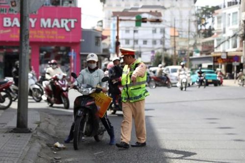 Tăng cường tuần tra, đảm bảo an toàn giao thông dịp Tết Nguyên đán 2025