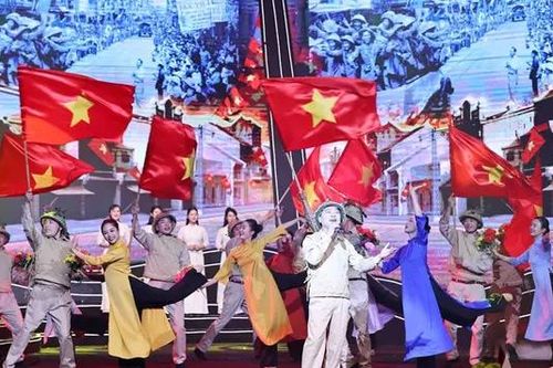 Chương trình chính luận nghệ thuật 'Mãi mãi niềm tin theo Đảng'