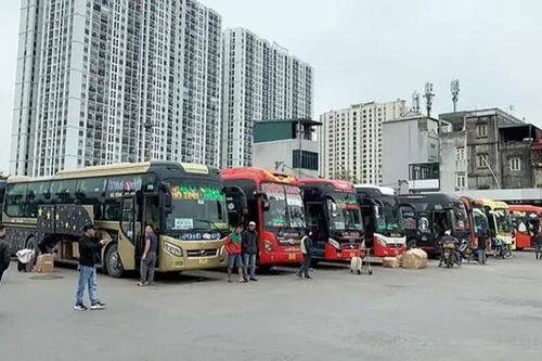 Tàu xe Tết 'cháy vé' do lượng khách tăng cao