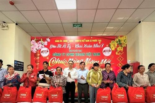 Vedan Việt Nam trao tặng hơn 2.000 phần quà cho người dân có hoàn cảnh khó khăn nhân dịp Tết Ất Tỵ 2025