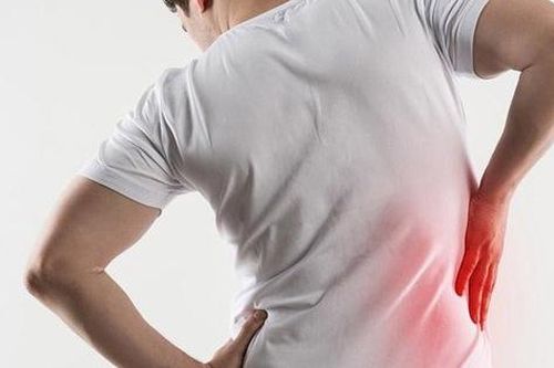 Lý do bất ngờ khiến người trẻ bị thoái hóa cột sống