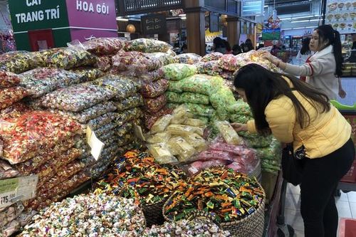 Thận trọng với bánh kẹo thủ công dịp Tết