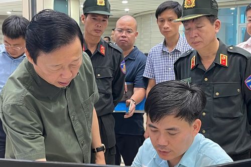 Chuyện những quan trắc viên 'bắt bệnh' siêu bão thế kỷ Yagi