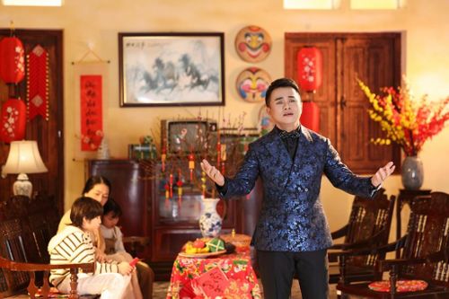 Ca sĩ Tuấn Cường ra MV hát về nỗi lòng khắc khoải của những người xa quê khi Tết đến xuân về