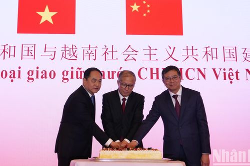 Kỷ niệm 75 năm thiết lập quan hệ ngoại giao Việt Nam-Trung Quốc