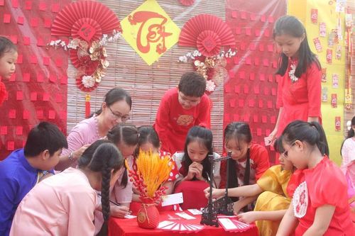 Cùng bạn nghèo đón Tết