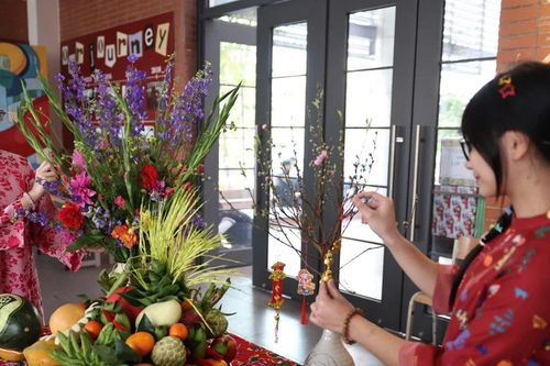 Xây dựng không gian văn hóa Trung Quốc tại Trường THPT chuyên Hà Nội - Amsterdam