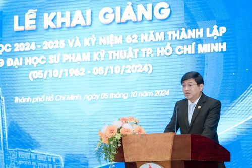 PGS.TS Lê Hiếu Giang chính thức làm Hiệu trưởng Trường ĐH Sư phạm Kỹ thuật TPHCM