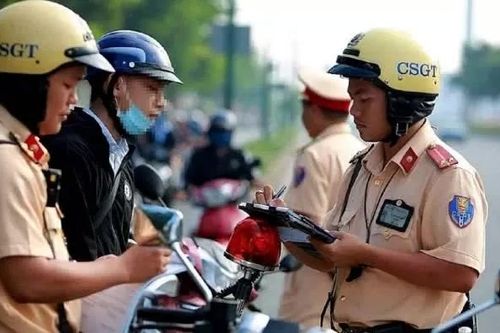 Lỗi xe không chính chủ năm 2025 và những quy định cần biết