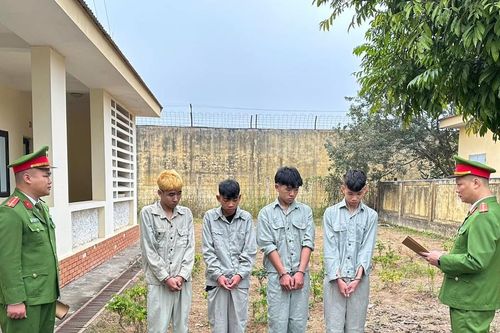 Khởi tố nhóm đối tượng vị thành niên về tội giết người