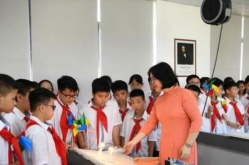 Ám ảnh bài tập Tết