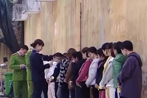 Khởi tố 40 'lang băm' trong đường dây lừa bán thuốc chữa bệnh cho hàng nghìn người