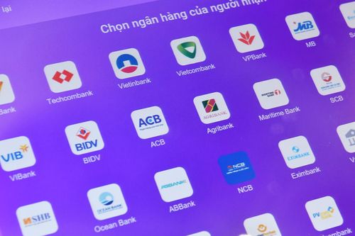 Gần Tết, app ngân hàng thi nhau bận 'bảo trì' đột xuất