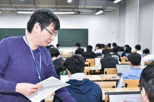 Thí sinh quê Bắc Ninh 'phá' kỷ lục điểm thi đánh giá tư duy của Bách khoa