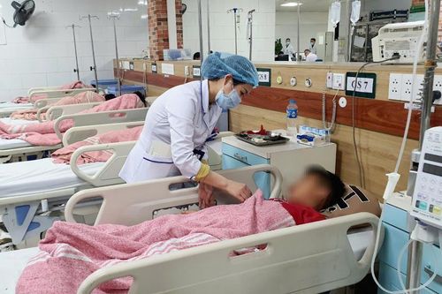 32 trẻ uống nhầm thuốc diệt chuột, có ca tổn thương não, tim