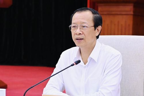 1 thứ trưởng của Bộ GD-ĐT được bổ nhiệm lại