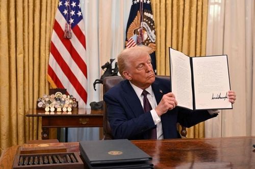 Vi sao Thẩm phán chặn sắc lệnh của ông Trump về quyền có quốc tịch theo nơi sinh?