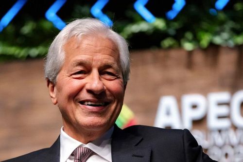 CEO JPMorgan Chase nhận 977 tỷ đồng tiền lương năm 2024, chuẩn bị từ chức
