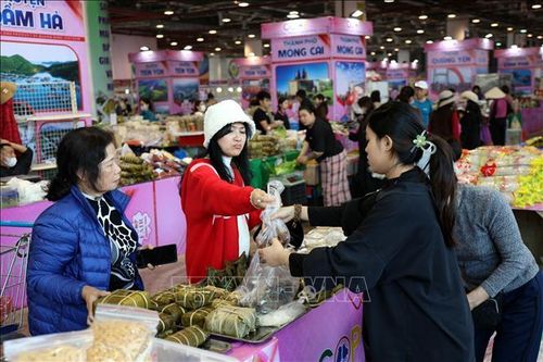 Sản phẩm OCOP hút khách dịp cận Tết