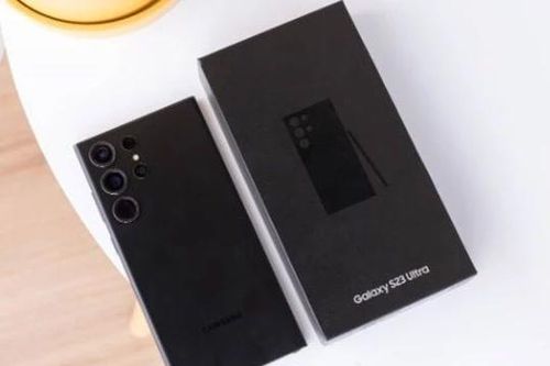 Galaxy S23 Ultra siêu rẻ dịp Tết, siêu phẩm camera chiến không kém Galaxy S24 Ultra nay rẻ như bèo