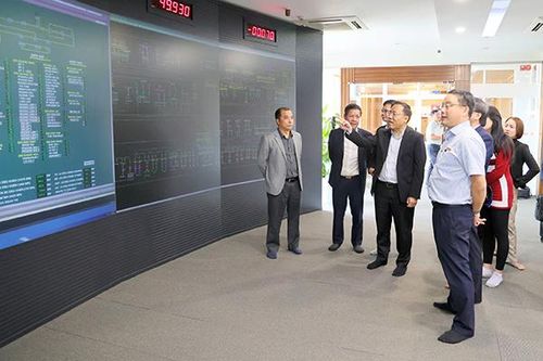 Thứ trưởng Bộ Công thương làm việc với EVNCPC về bảo đảm điện phục vụ Tết Ất Tỵ 2025