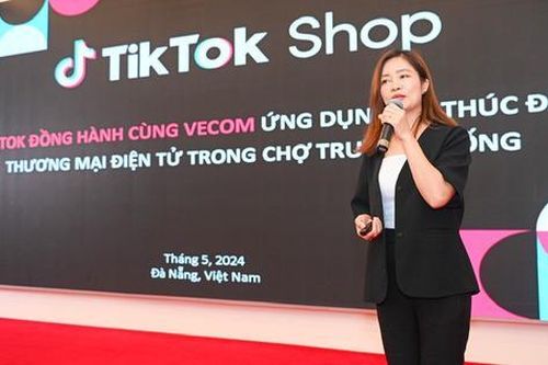 Thương mại điện tử mở ra cơ hội nâng cao quyền năng kinh tế cho phụ nữ