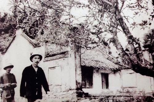 Lời Bác dưới đền Hùng