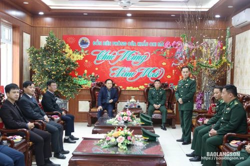Lãnh đạo UBND tỉnh kiểm tra công tác trực, phục vụ tết Nguyên đán Ất Tỵ năm 2025 tại một số đơn vị