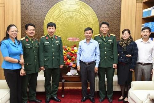 Học viện Lục quân thăm, chúc Tết các cơ quan báo chí và Ban Tuyên giáo và Dân vận Tỉnh ủy