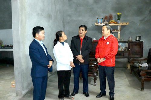 Xuân về trong những ngôi nhà nhân đạo