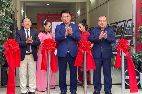 Quảng Ngãi triển lãm Mỹ thuật và Nhiếp ảnh mừng Đảng, mừng Xuân
