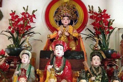 Tín ngưỡng thờ Mẫu Tam phủ của người Việt