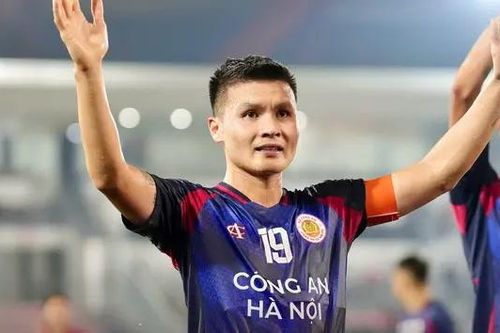 Quang Hải nhận thưởng lớn khi sang Malaysia thi đấu