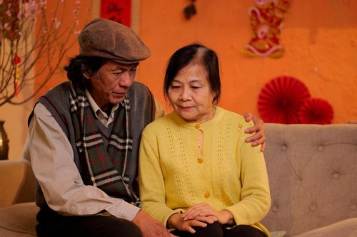 Tuấn Cường ra MV Tết quy tụ dàn nghệ sỹ nổi tiếng