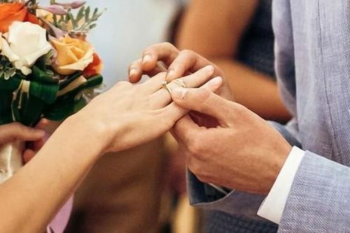 U60 đòi cưới chồng lần 3