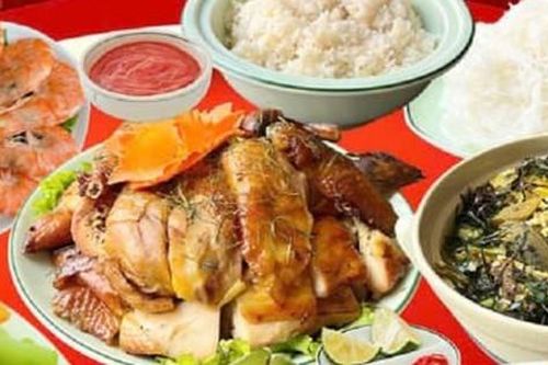 Mâm cỗ cúng bán online, giá từ vài trăm đến hơn triệu đồng hút khách dịp Tết