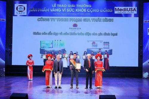 Công ty TNHH Phạm Gia Thái Bình được vinh danh tại chương trình Sản phẩm vàng vì sức khỏe cộng đồng 2025
