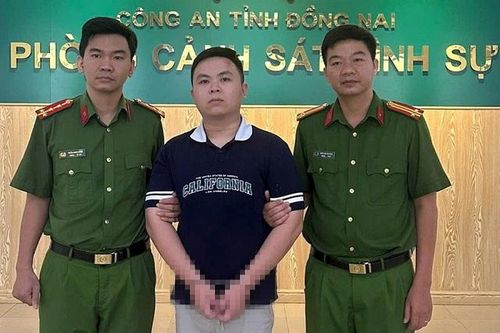 Bắt giữ nam thanh niên quay video sai phạm để tống tiền