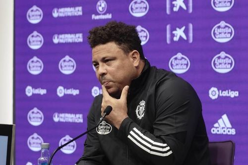 Ronaldo 'béo' lại gây phẫn nộ