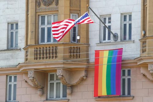 Chính quyền Trump bất ngờ tung 'Chính sách một lá cờ'