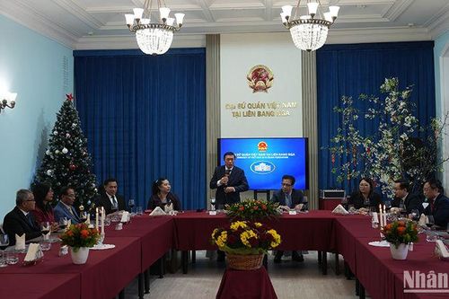 Đại sứ quán Lào tại Nga chúc mừng Tết Nguyên đán Ất Tỵ 2025