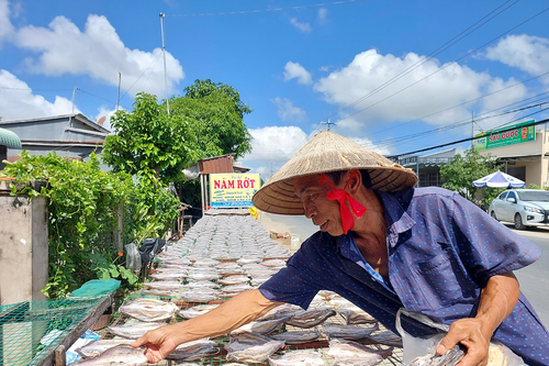 Miền Tây: Làng nghề nhộn nhịp mùa Tết